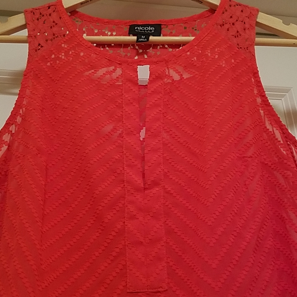 ❤️ 2 for $15 ❤️ Nicole by Nicole Miller Red High-Low Blouse Medium - Picture 3 of 8